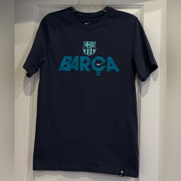 BNWOT Nike Barça Short Sleeve Tee - Picture 16 of 16